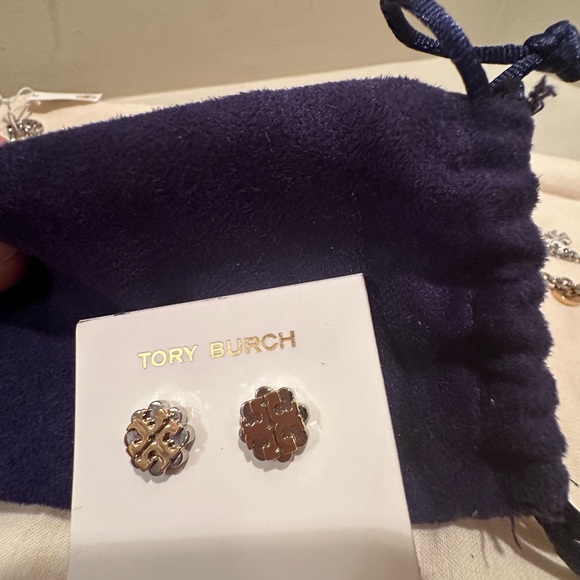 Tory Burch Silver/Gold Logo Necklace and Earrings - Picture 4 of 8